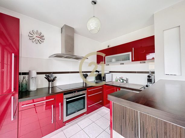 Appartement a vendre  - 5 pièce(s) - 92 m2 - Surfyn
