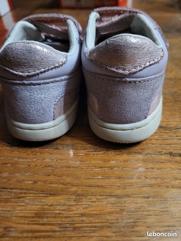 Chaussures baskets fille kickers pointure 20 (image 6)