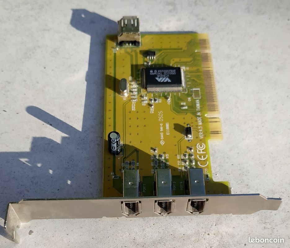 Carte 4 ports Fire wire PCI (image 1)