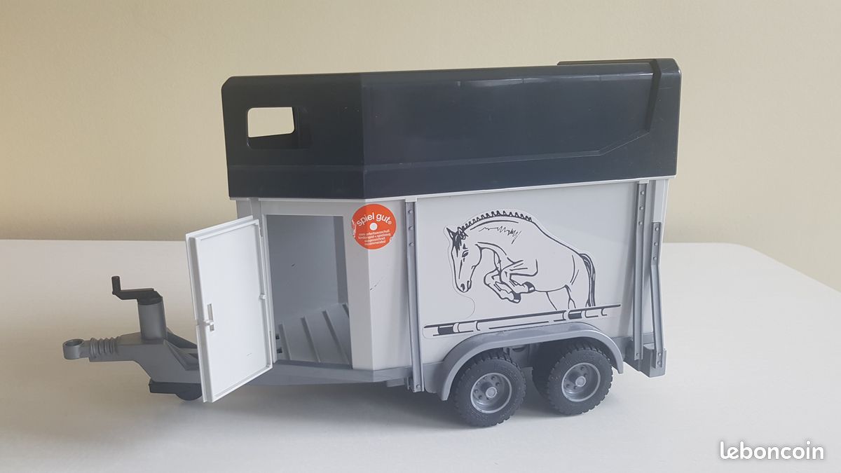 Van + cheval BRUDER ref 02028 (image 5)
