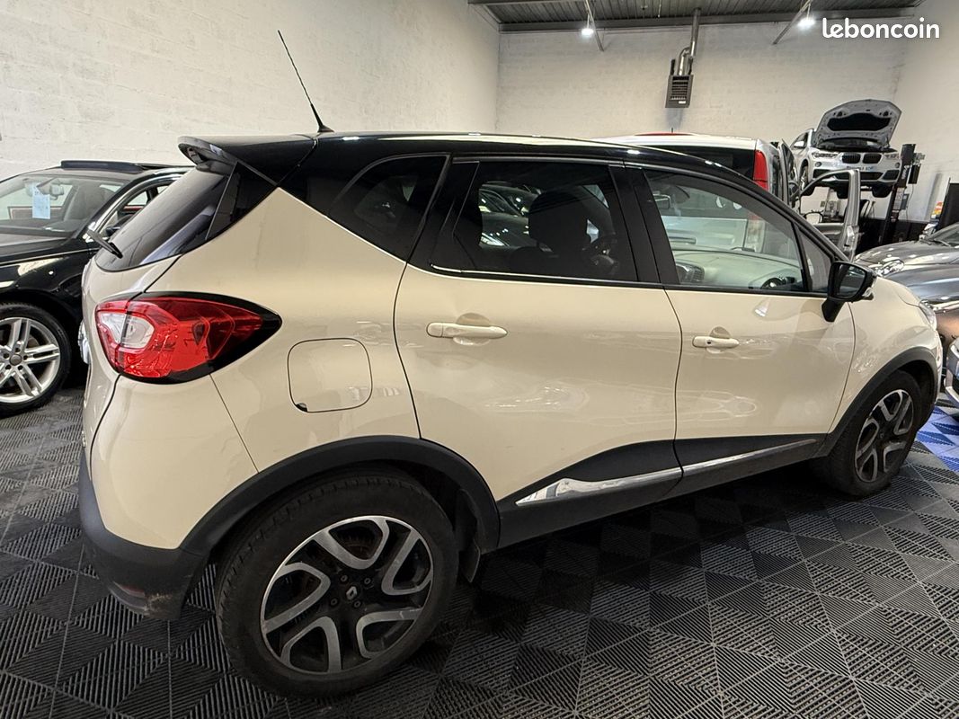 RENAULT CAPTUR 1.2 TCe - 120 - BV EDC Intens PHASE 1 (image 13)