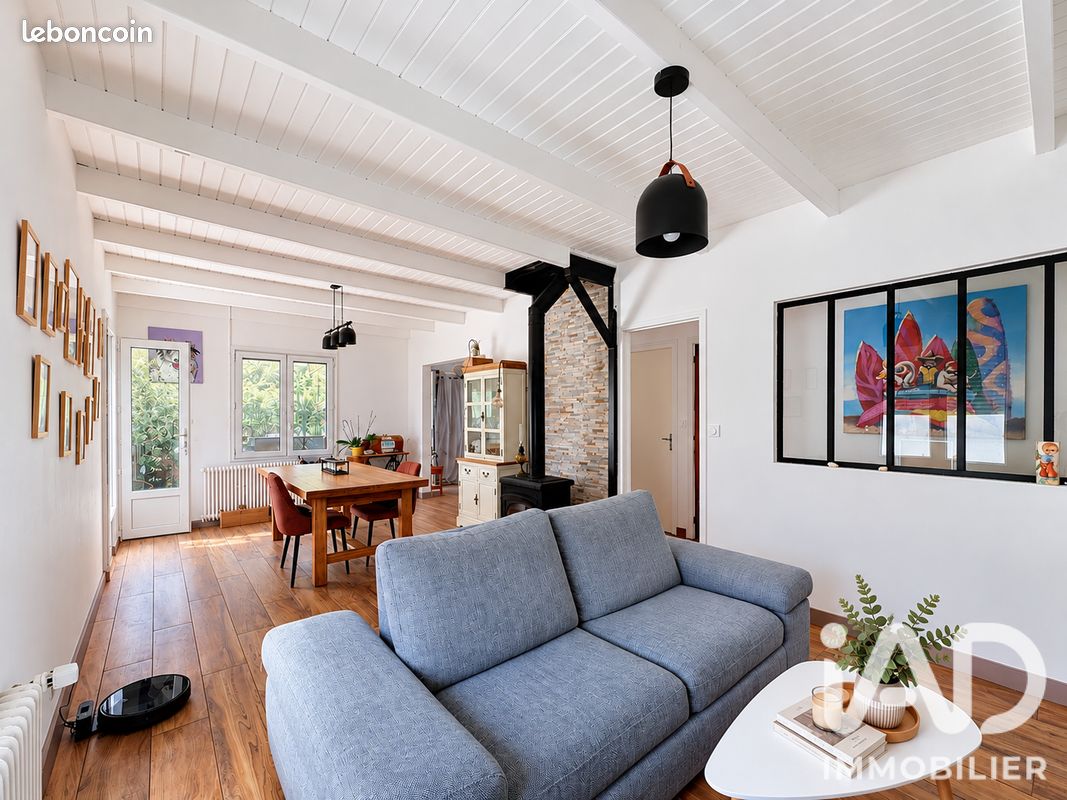 Maison 3 pièces 87 m² · à Saint-Jean-de-Liversay · 87 m² · 220 000 €