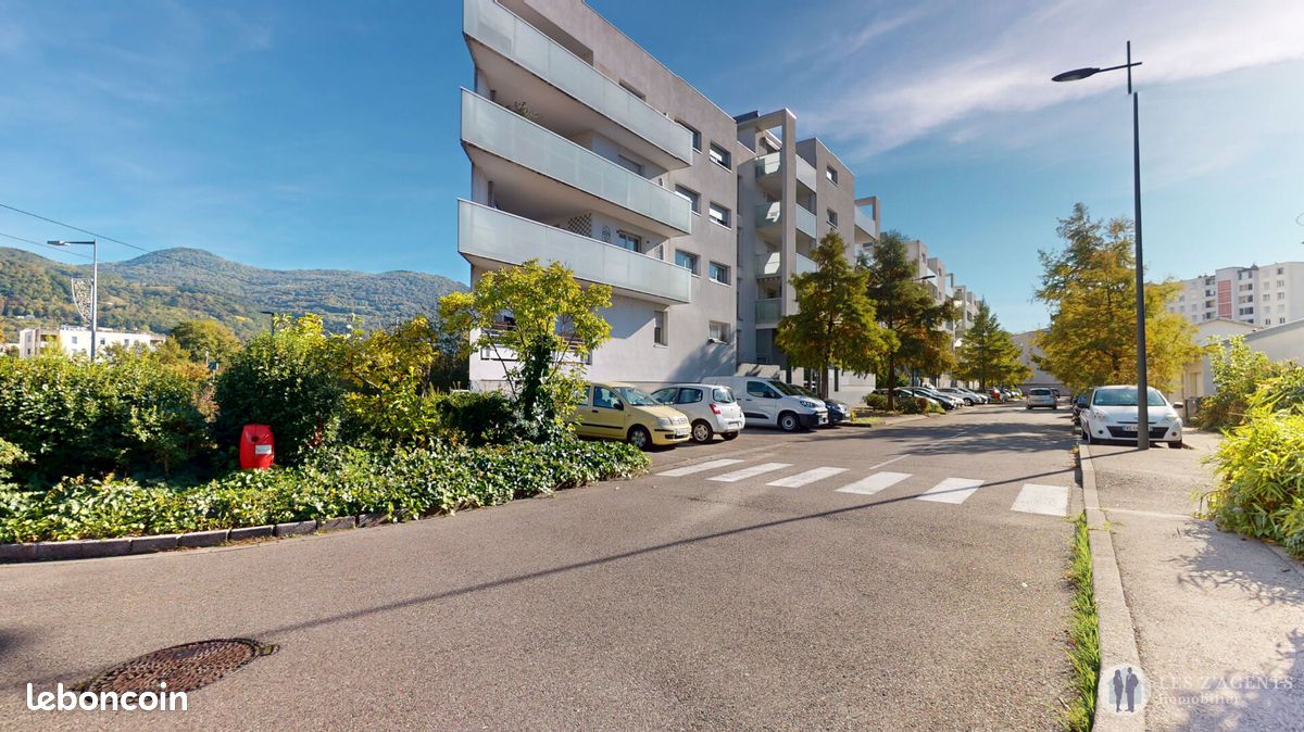 Appartement 4 pièces 93 m² · à Saint-Martin-d'Hères · 93 m² · 230 000 €