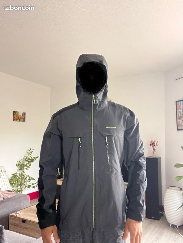 Veste imperméable Quechua MH900 taille L Vêtements