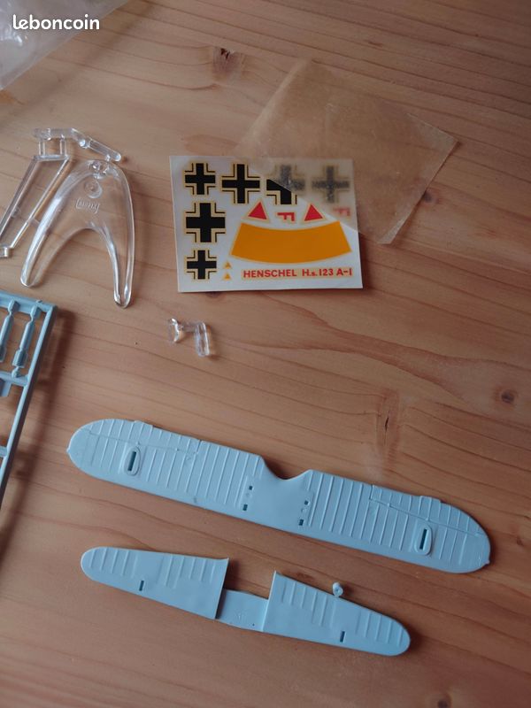 Maquette Henschel Hs 123 A-1 1/72 avion Airfix (image 3)