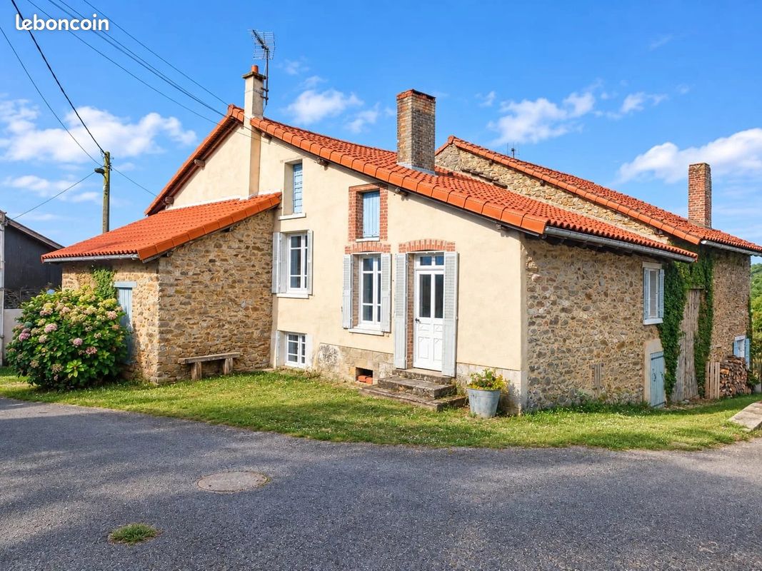 Maison 5 pièces 93 m² · à Oradour-sur-Vayres · 93 m² · 98 100 €