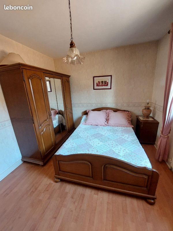 Chambre complète en Chêne Massif (image 1)