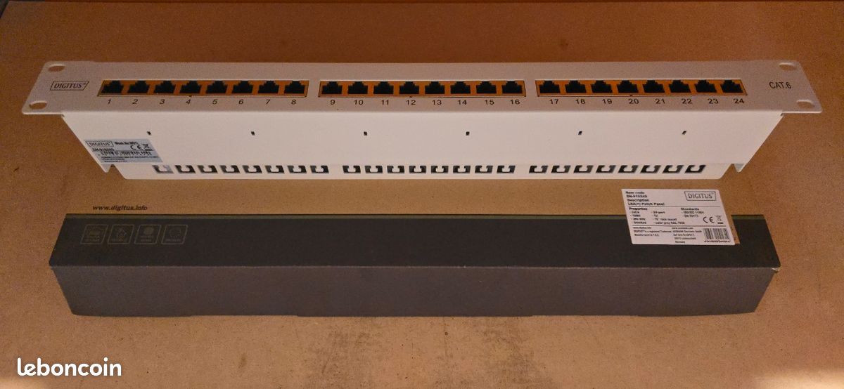 DIGITUS Panneau de Brasssage 19" Cat.6 Classe E - 24 x RJ45 (image 1)