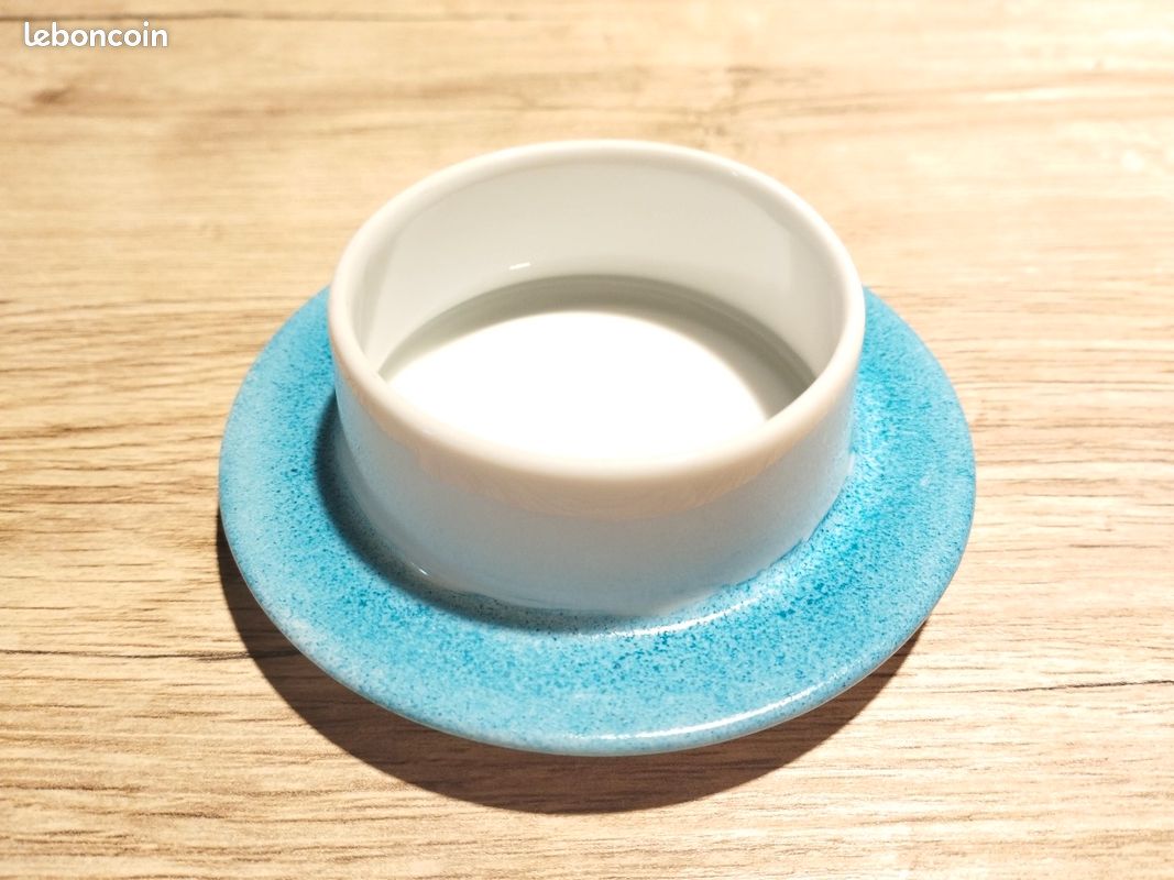 Le beurrier à eau : un trésor artisanal pour conserver votre