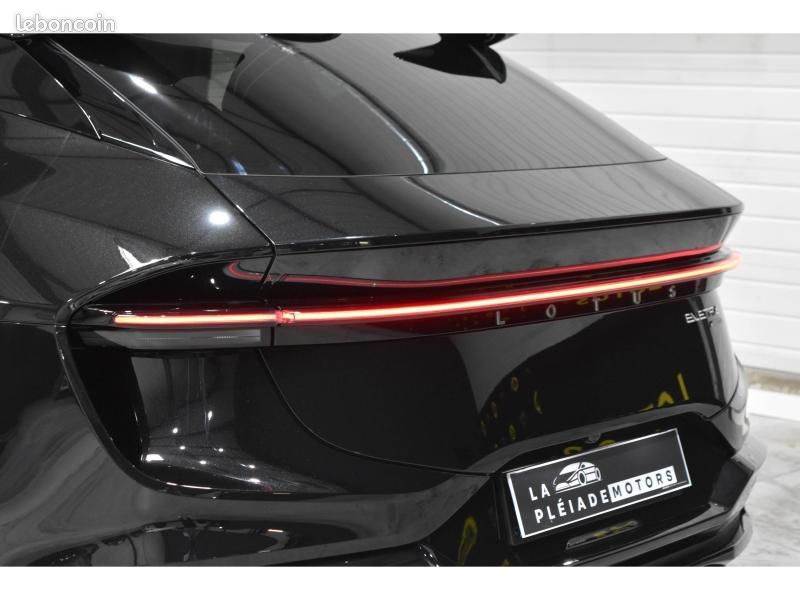 Lotus Eletre 600 Sport SE (image 32)