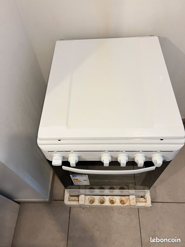 Cuisinière (image 1)