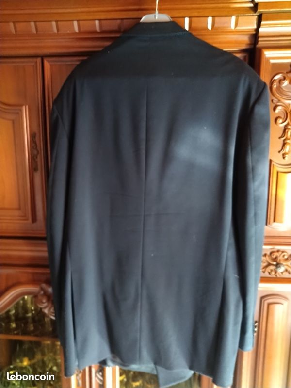 Un beau blazer chic et élégant pour homme (image 3)