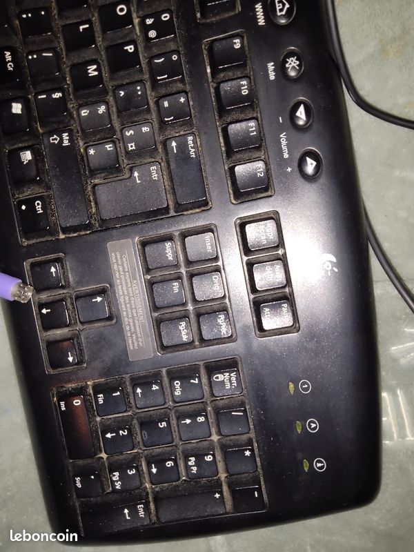 Clavier d'ordinateur noir alphanumérique Logitech (image 3)