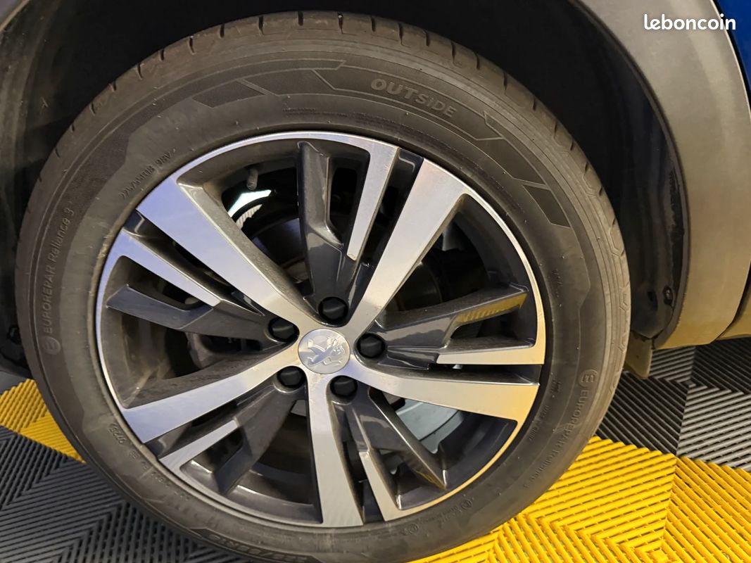 PEUGEOT 3008 1.2 131ch Allure Pack - 2019 - Suivi Complet Peugeot- Boîte auto (image 21)