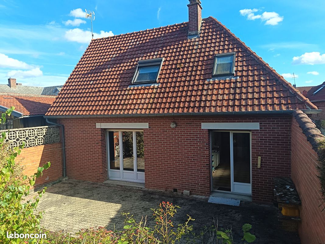 Maison 7 pièces 240 m² · à Fresnoy-le-Grand · 240 m² · 184 500 €