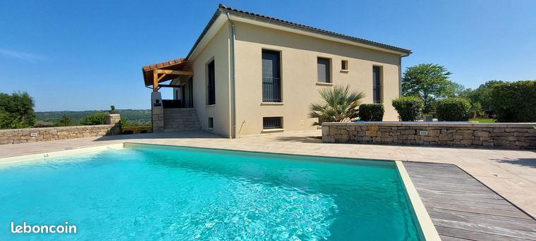 Maison 6 pièces 220 m²