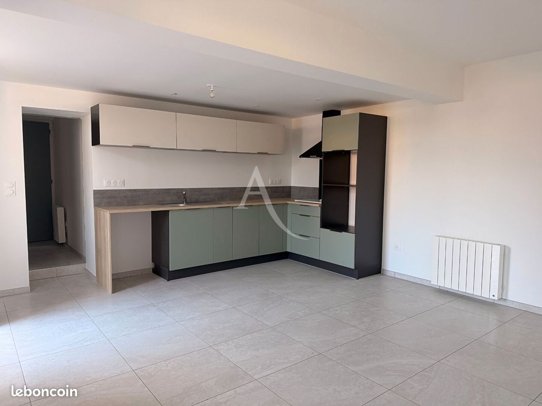 Maison 3 pièces 56 m² · à Rochefort · 56 m² · 850 €/mois