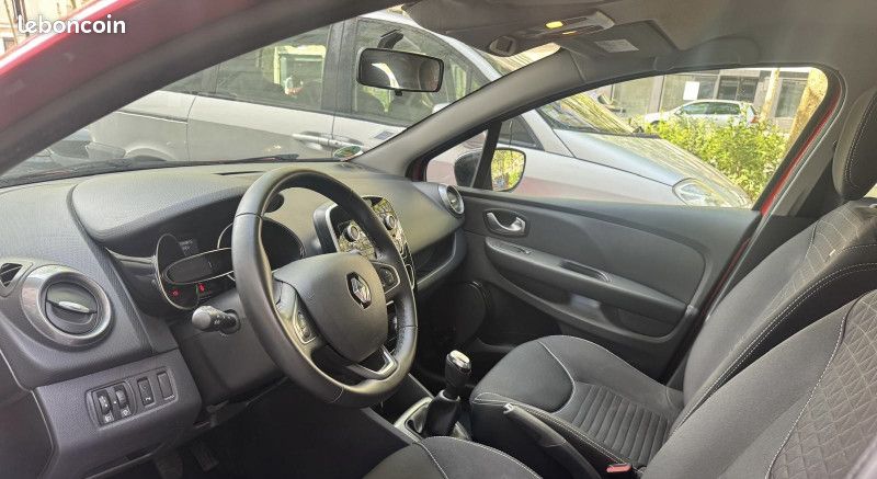Renault CLIO IV 1.2 16V 75CH LIMITED 5P (image 16)
