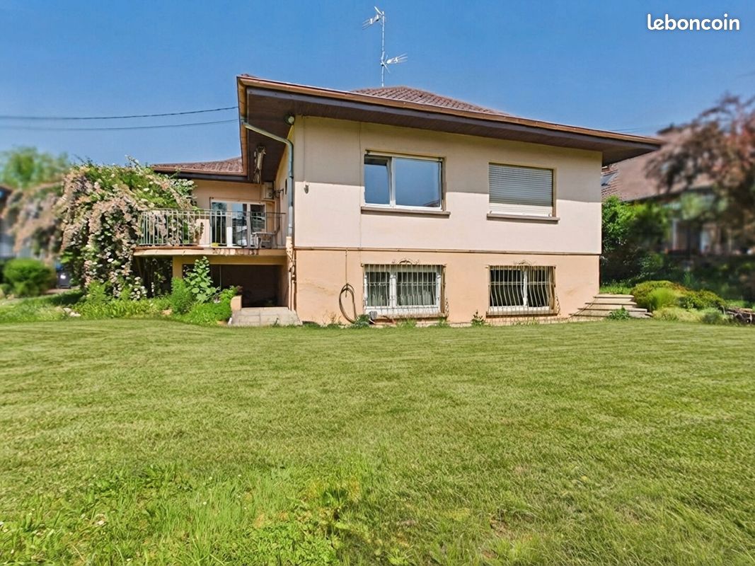 Maison 7 pièces 174 m² · à Mittelhausbergen · 174 m² · 576 000 €