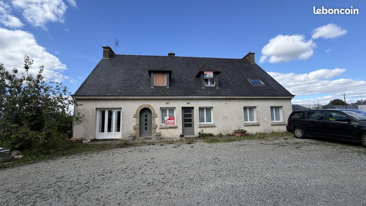 Maison 216 m² · à Baud · 216 m² · 270 800 €