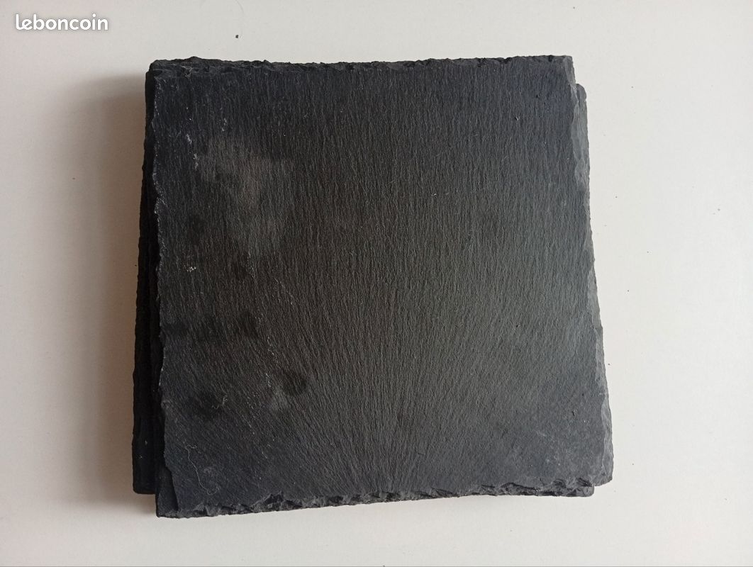 Lot de 5 assiettes en ardoise 20×20 cm – NEUVES (image 1)
