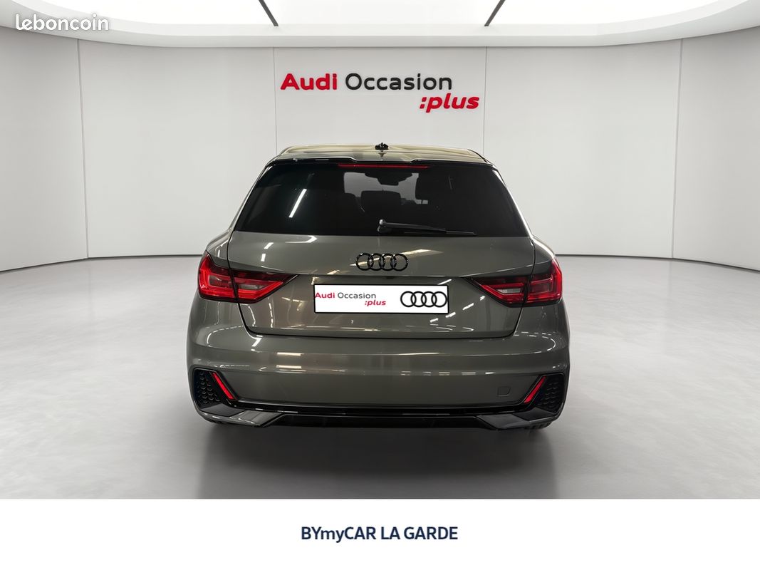 AUDI A1 Sportback 35 TFSI 150 ch S tronic 7 S Line (image 4)