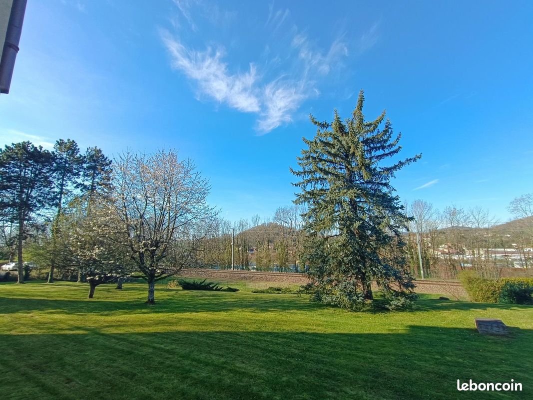 Terrain 1200 m² · à Montmorot · 1 200 m² · 58 000 €