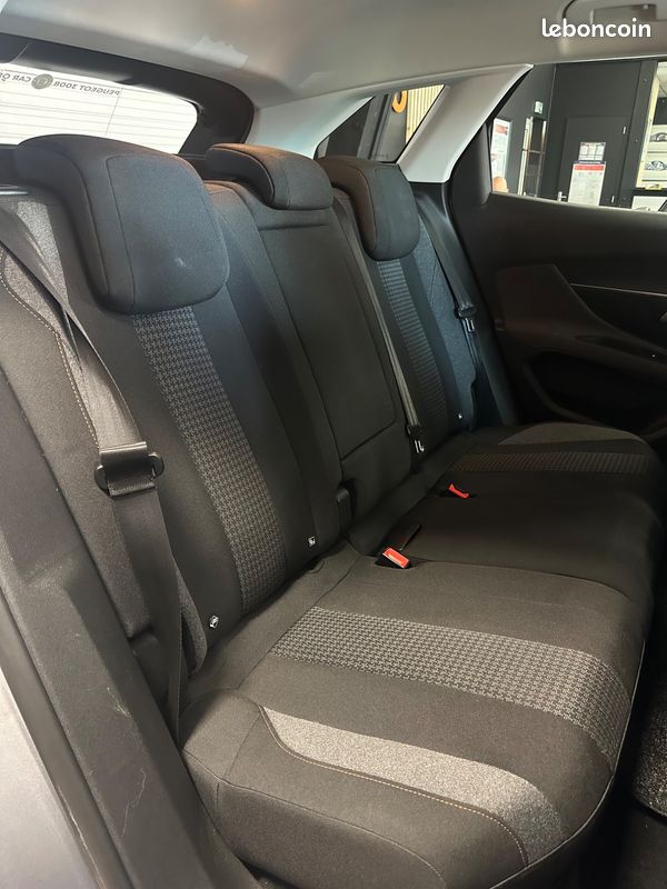 Peugeot 3008 generation-ii 1.6 bluehdi 120 active business eat bva start-stop (image 13)