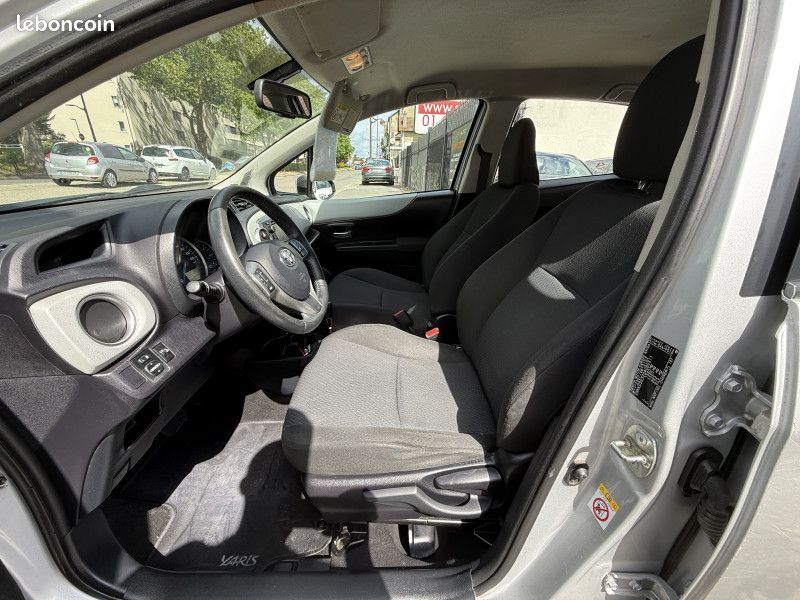 Toyota YARIS HSD 100H BUSINESS 5P (image 5)