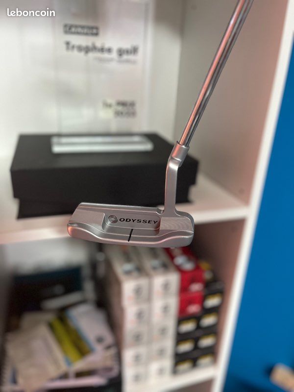 Putter Odyssey White Hot #1 gaucher (image 1)