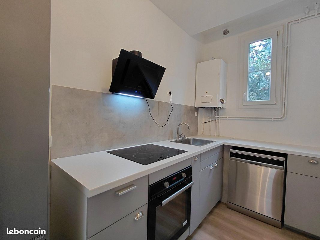 Appartement 4 pièces 94 m² · à Pau · 94 m² · 956 €/mois