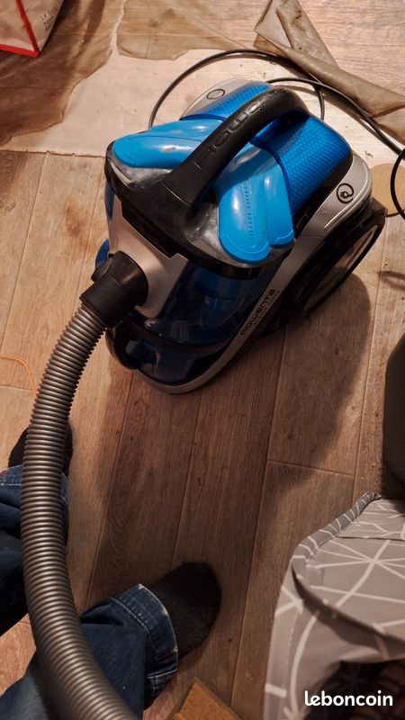 Aspirateur rowenta silence forc (image 1)