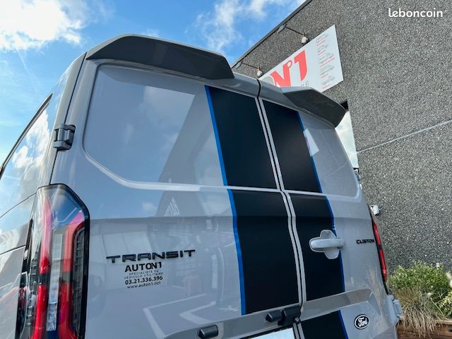 đ 58 500 FORD TRANSIT CUSTOM Sport E-Hybride 232CV â CABINE MODULABLE 2 Ă 5 PLACES â TVA RĂCUPĂRABLE â DISPONIBLE (image 7)
