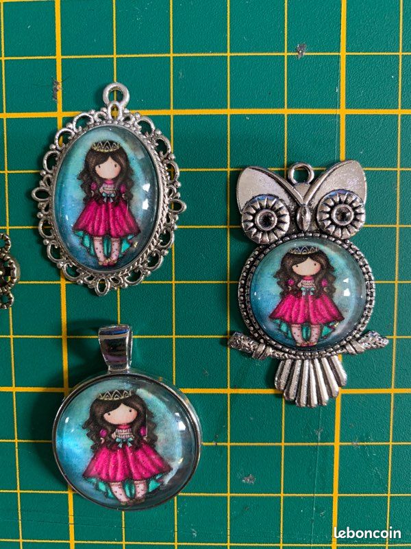 Pendentif Poupée Gorjuss Santoro pour fabrication bijoux (image 3)