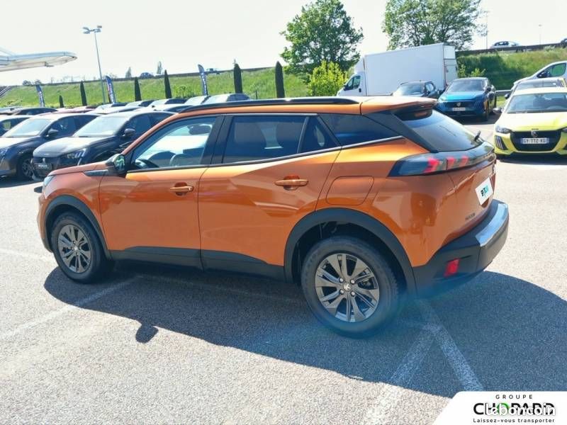 Peugeot 2008 PureTech 100 S&S BVM6 Style (image 30)