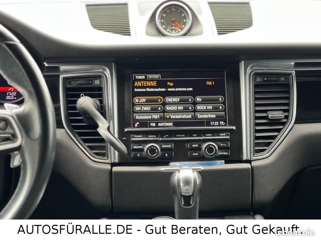 Porsche Macan S 40CH - ALCANTARA (image 14)