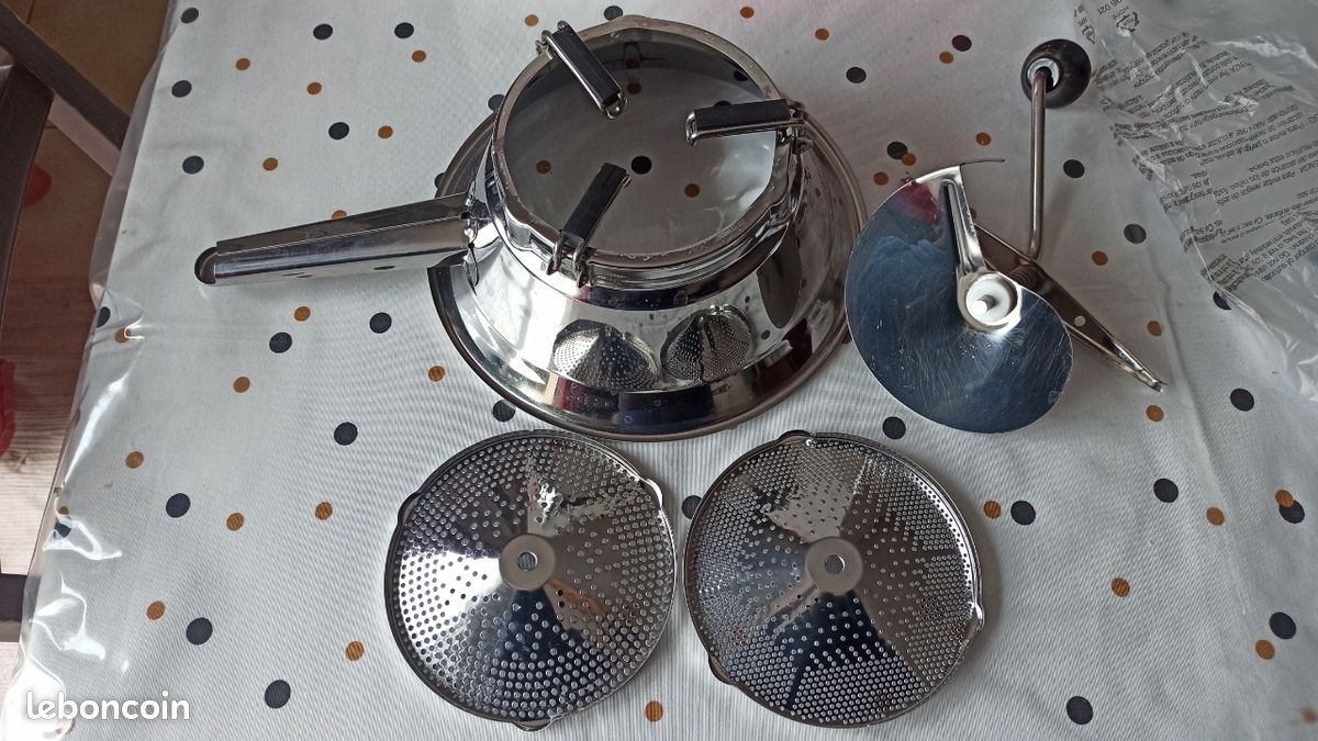 Moulin à Légumes Moulinex En Inox - Diamètre 190 Mm - Modèle A40102 - Neuf