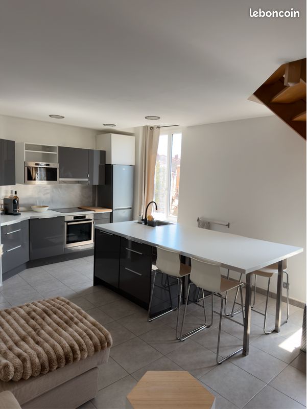 Appartement 3 pièces 43 m² · à Neuville-sur-Saône · 43 m² · 235 000 €