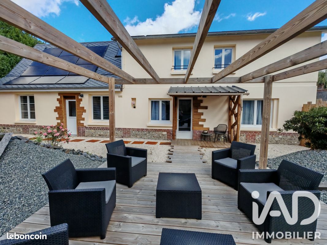 Maison 4 pièces 128 m² · à Saint-Vaast-Dieppedalle · 128 m² · 267 500 €