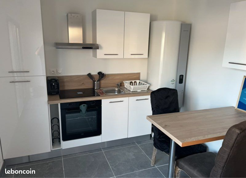 Maison a louer nimes - 1 pièce(s) - 25 m2 - Surfyn