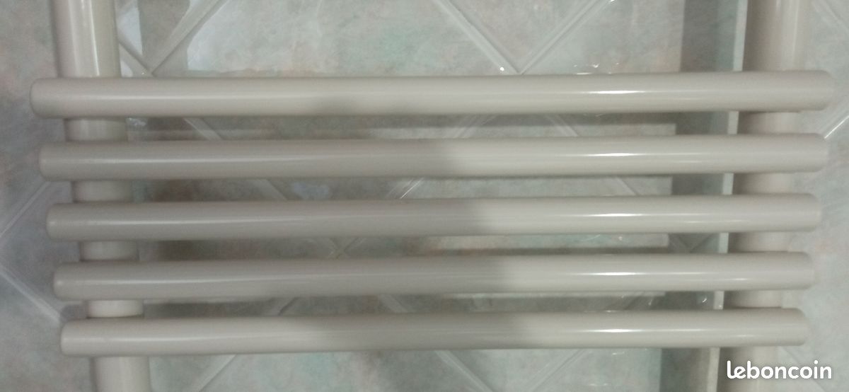 Radiateur a eau ACOVA sèche serviette (image 3)