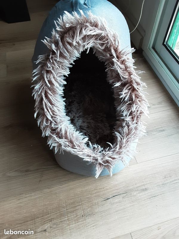 Panier pour chat ou petit chien (image 1)