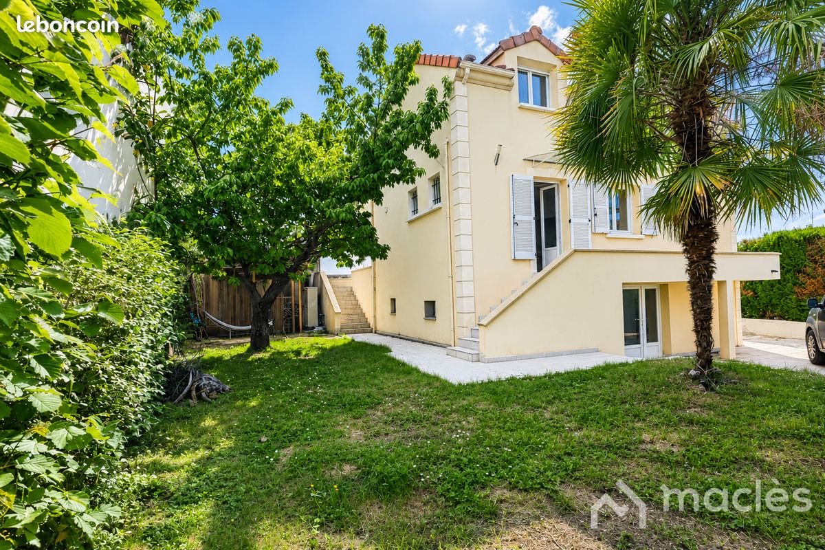 Maison 7 pièces 137 m² · à Domont · 137 m² · 384 000 €