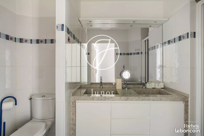 Maison de ville 6 pièces 148 m² — 15
