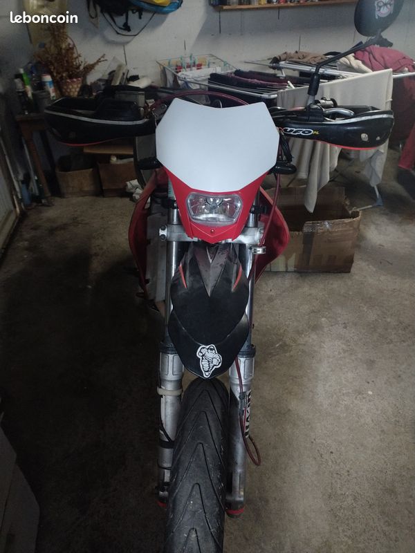 Honda 650 xr (image 1)