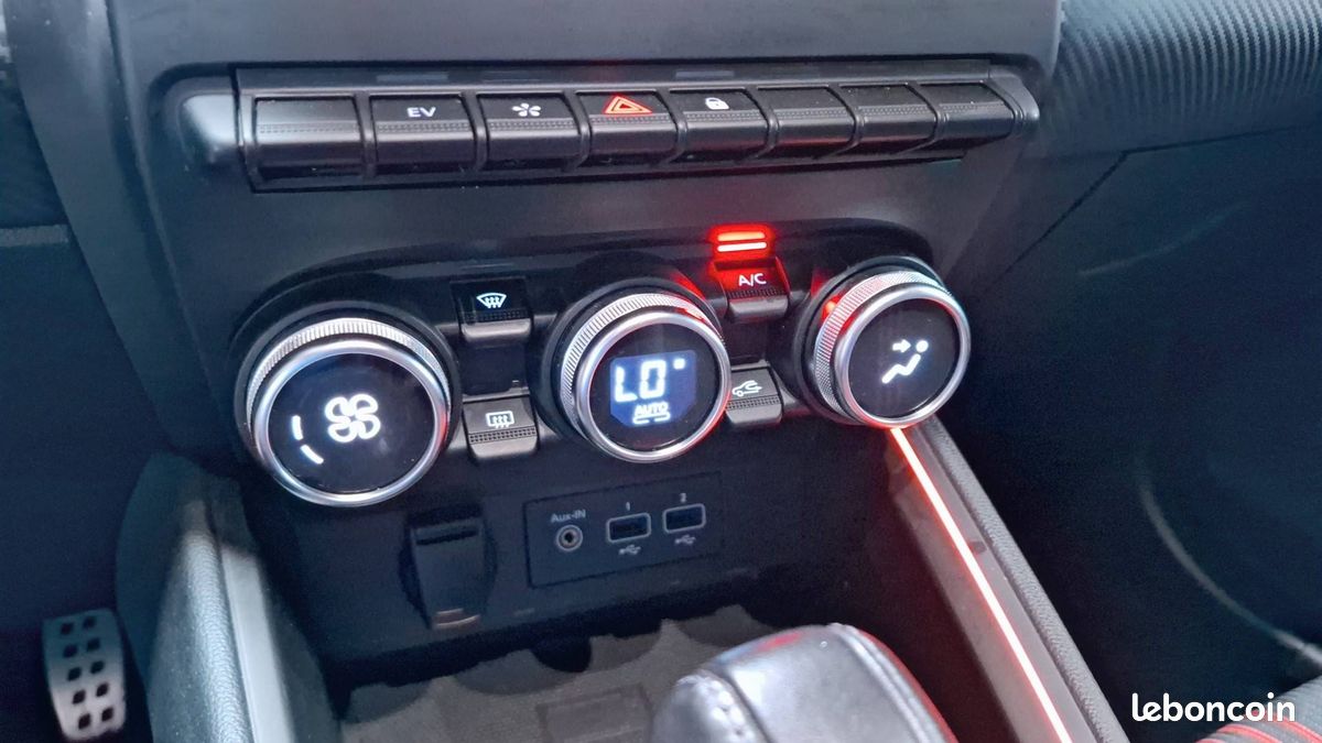 Renault clio e tech hybride 145 rs line (image 25)