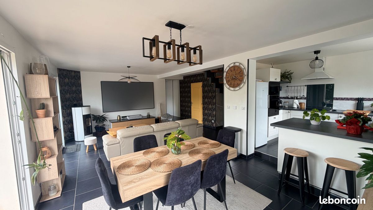 Maison 7 pièces 128 m² · à Saint-Sulpice · 128 m² · 174 900 €
