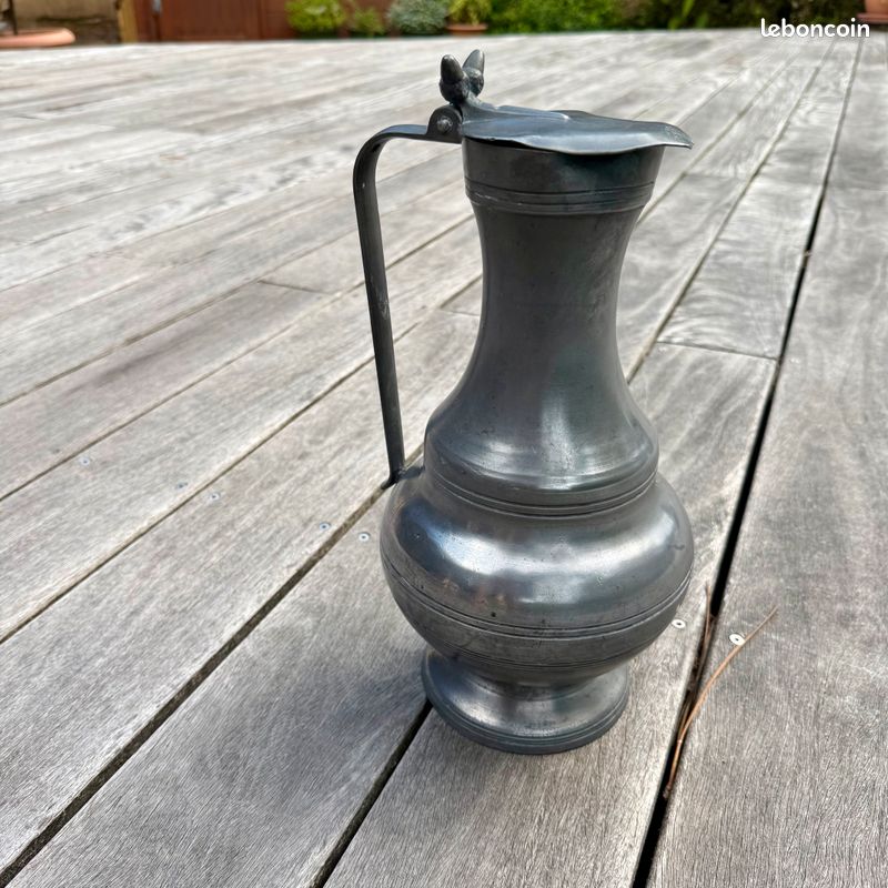 Grand pot ancien en étain (image 1)