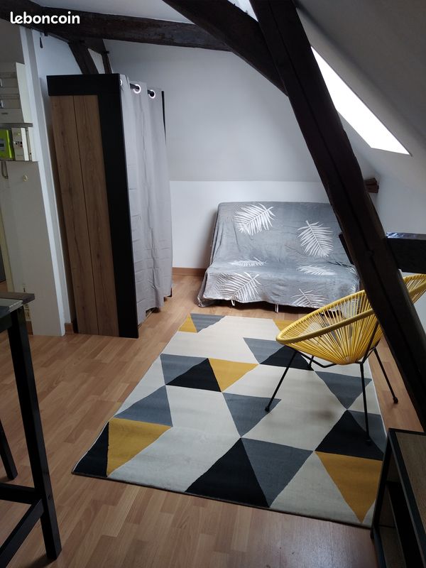 Appartement 1 pièce 25 m² · à Châtellerault · 25 m² · 400 €