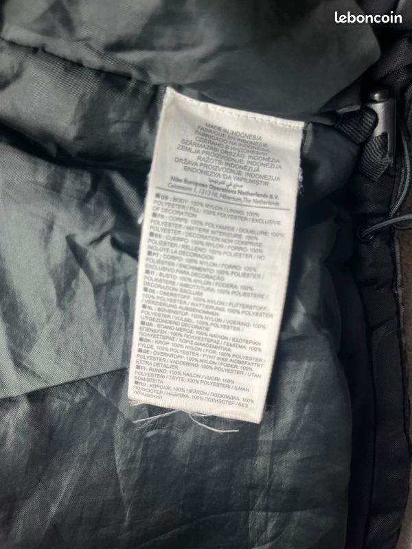 V071 Veste Nike The Athletic Dept noire – vintage – taille M (image 9)